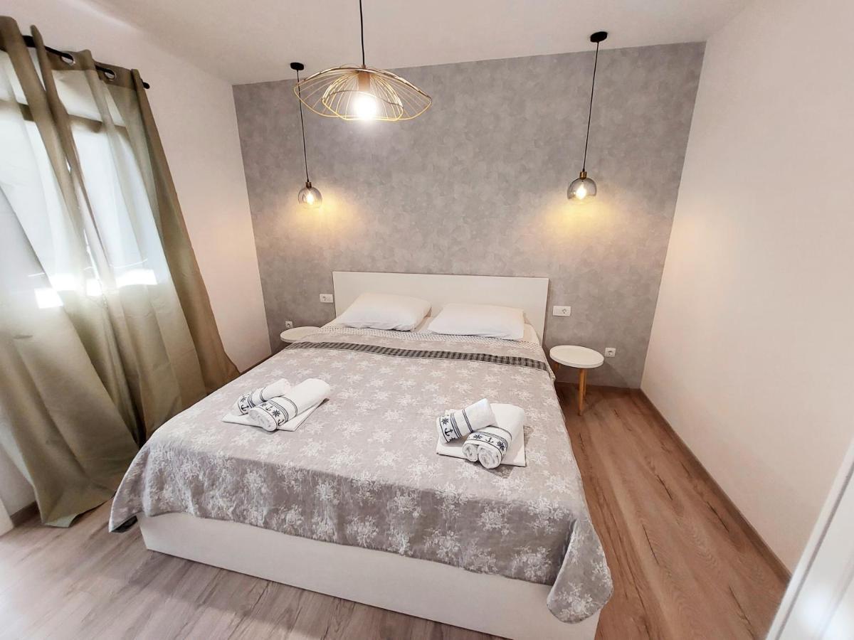 Luxury Sea View Apartment Jesenice  Exterior photo